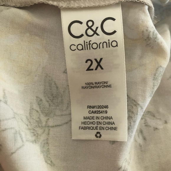 C&C California Blouse - Picture 4 of 6
